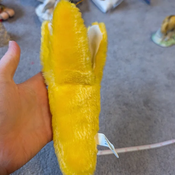 Vintage Nanco Peeling Banana Plush - Picture 3 of 6